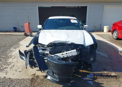 2011 Dodge Charger Police из США, поврежденный, VIN 2B3CL1CT8BH565323